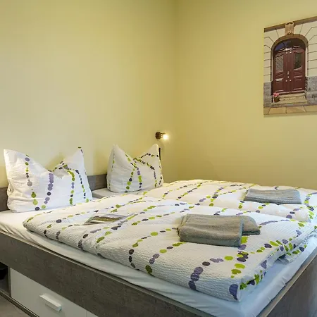 호스텔 Und Gleisbett *